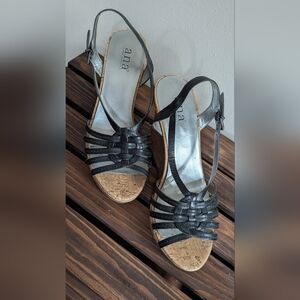 NWOT Black Strappy Heel